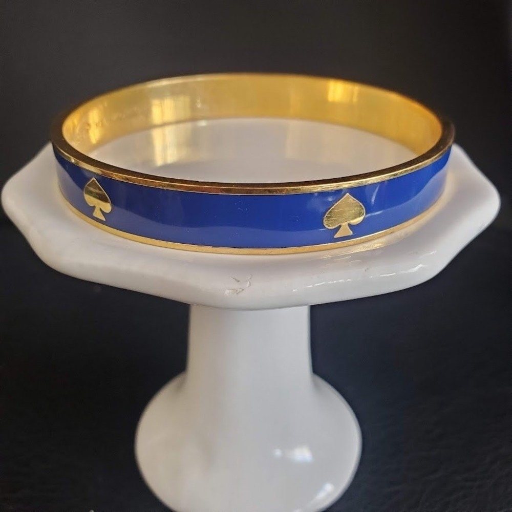 Kate Spade New York Spot the Spade Blue Enamel Gold Tone Bangle Bracelet Classic